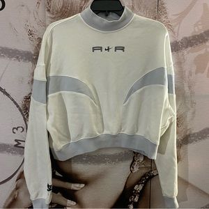 Nike air sweater size medium